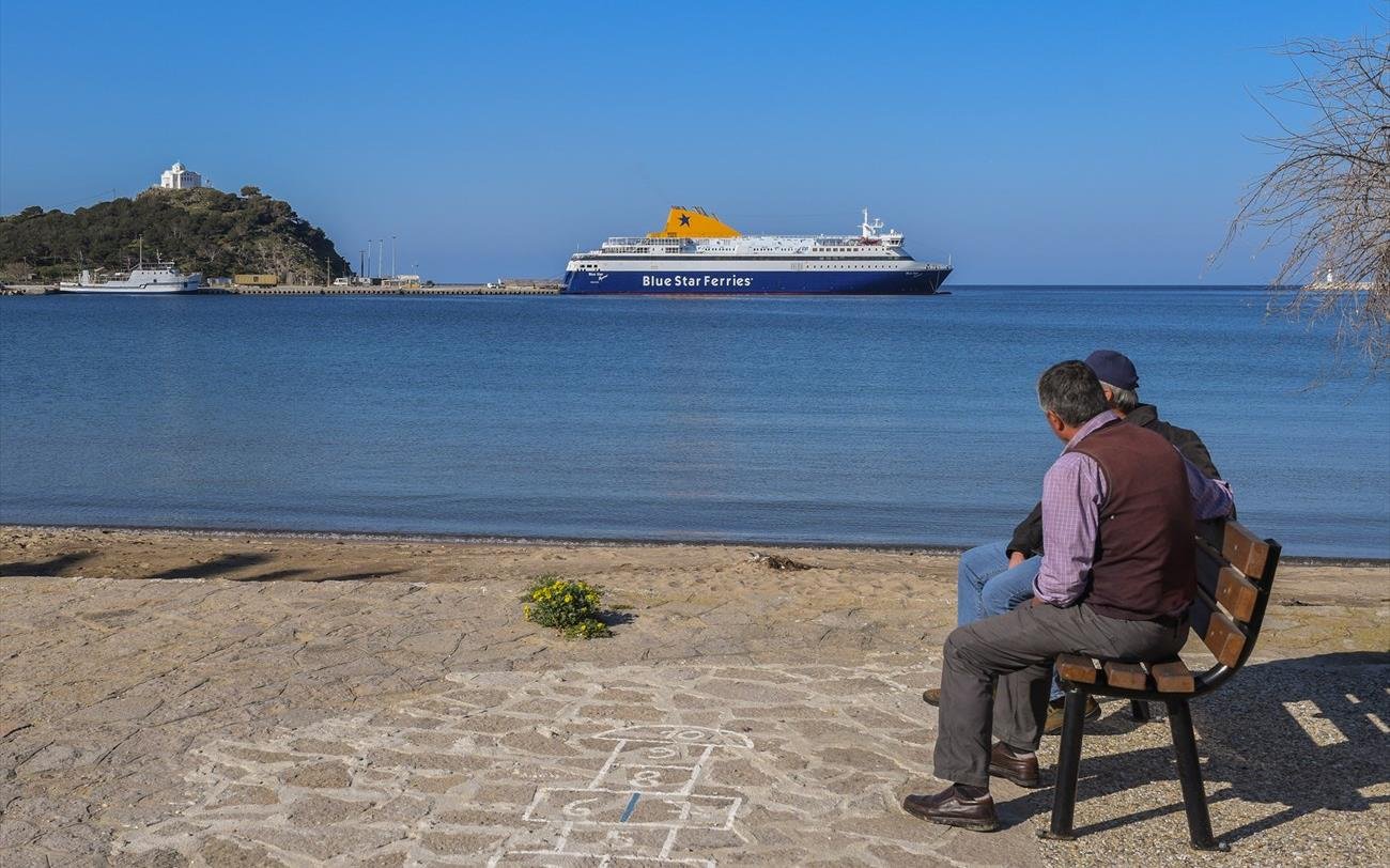 Μεγάλη ταλαιπωρία για ταξιδιώτες από την Ικαρία - 220 επιβάτες έβγαλαν εισιτήριο για Σύρο ενώ πήγαιναν Πειραιά